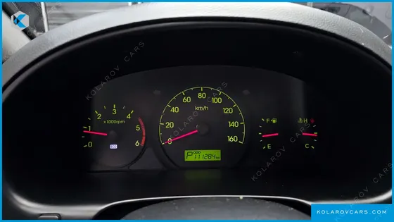 HYUNDAI STAREX GUARD CAR OF CHILDREN