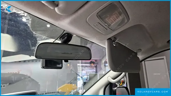 HYUNDAI STAREX GUARD CAR OF CHILDREN