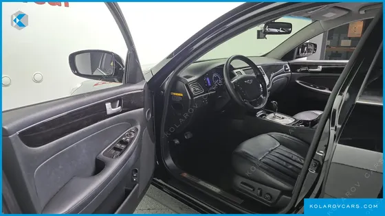 HYUNDAI GENESIS BH330 MODERN