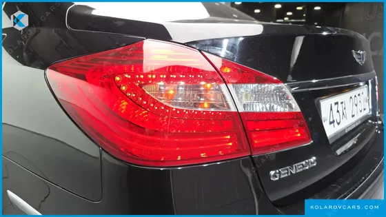 HYUNDAI GENESIS BH330 MODERN