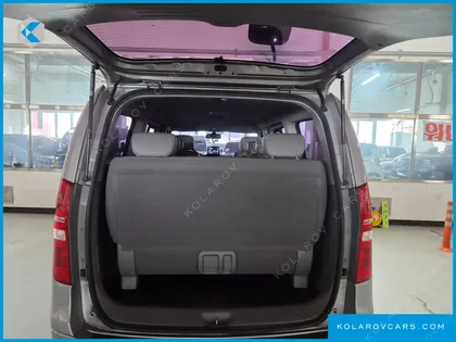 HYUNDAI STAREX 12-SEATER WAGON