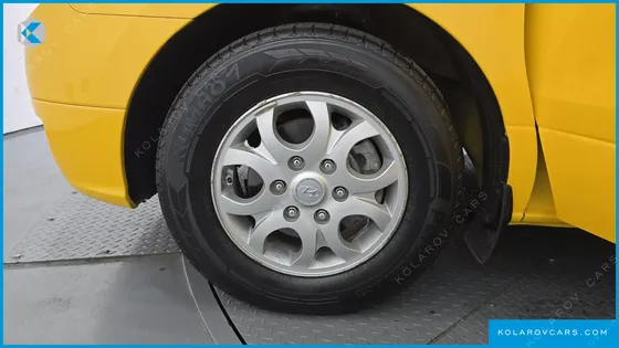 HYUNDAI STAREX GUARD CAR OF CHILDREN