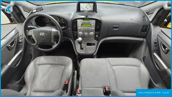 HYUNDAI STAREX GUARD CAR OF CHILDREN