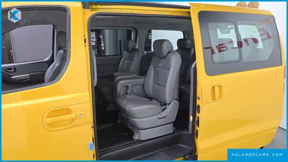 HYUNDAI STAREX GUARD CAR OF CHILDREN