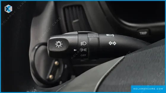 HYUNDAI STAREX GUARD CAR OF CHILDREN