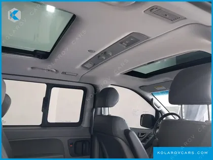 HYUNDAI STAREX 11-SEATER WAGON