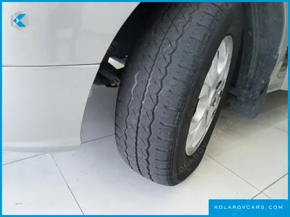 HYUNDAI STAREX 11-SEATER WAGON