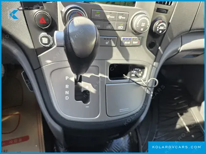 HYUNDAI STAREX 12-SEATER WAGON