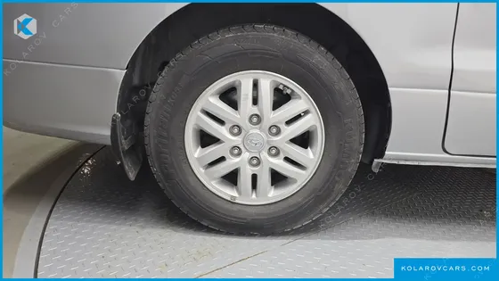 HYUNDAI STAREX 12-SEATER WAGON