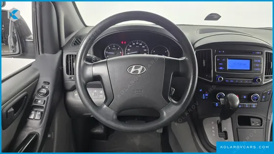 HYUNDAI STAREX 12-SEATER WAGON