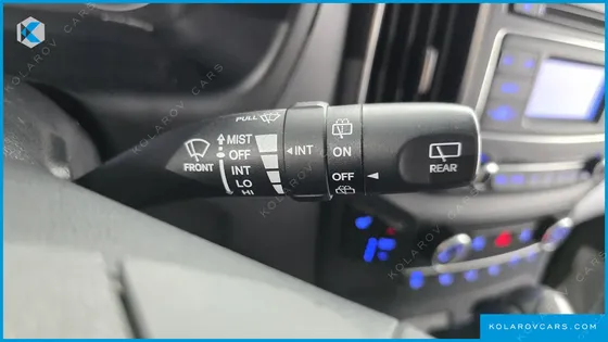 HYUNDAI STAREX 12-SEATER WAGON