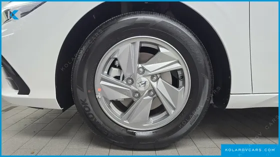 HYUNDAI ELANTRA (AVANTE) 1.6