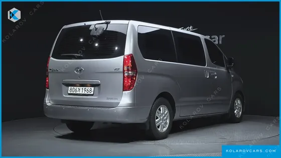 HYUNDAI STAREX 3-SEATER VAN