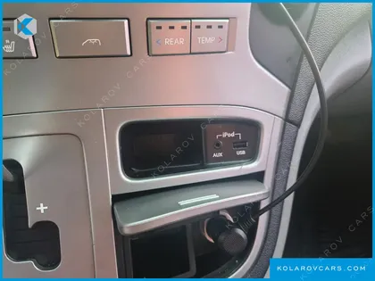 HYUNDAI STAREX 12-SEATER WAGON