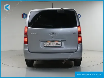 HYUNDAI STAREX 3-SEATER VAN