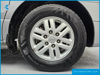 HYUNDAI STAREX 3-SEATER VAN