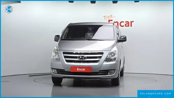 HYUNDAI STAREX 12-SEATER WAGON