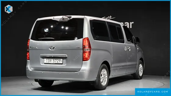 HYUNDAI STAREX 12-SEATER WAGON