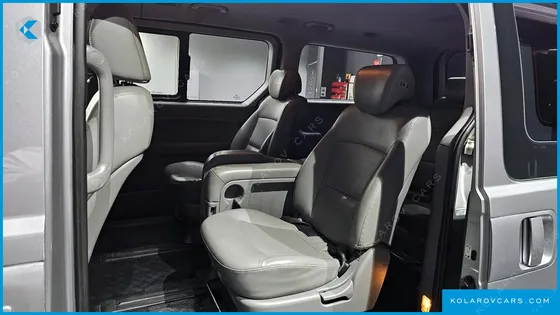 HYUNDAI STAREX 12-SEATER WAGON
