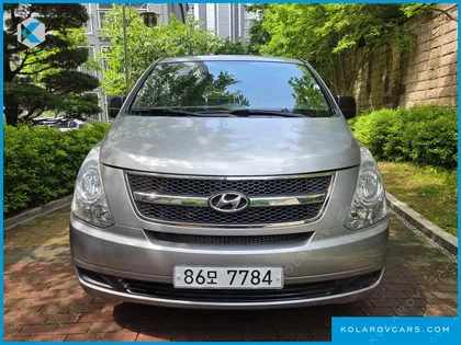 HYUNDAI STAREX 3-SEATER VAN