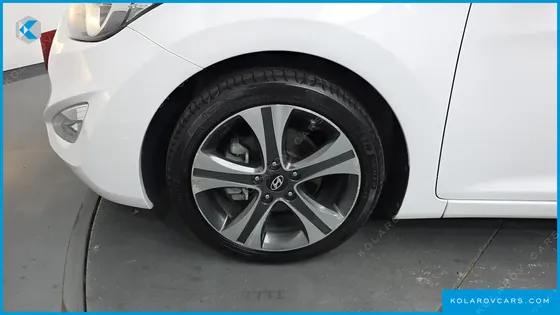 HYUNDAI ELANTRA (AVANTE) 2.0 GDI PREMIUM