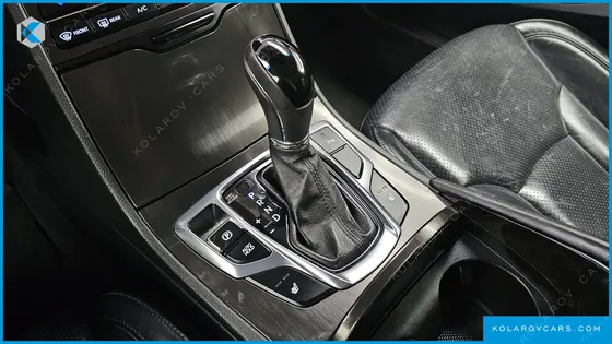 HYUNDAI GRANDEUR PREMIUM