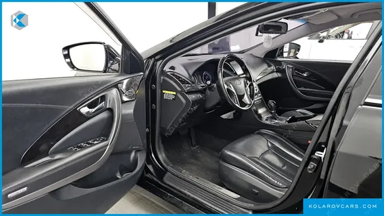 HYUNDAI GRANDEUR PREMIUM