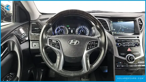 HYUNDAI GRANDEUR PREMIUM