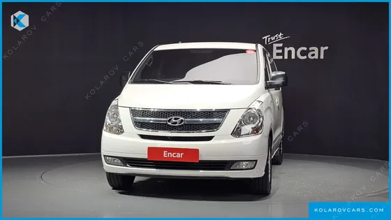 HYUNDAI STAREX 5-SEATER VAN
