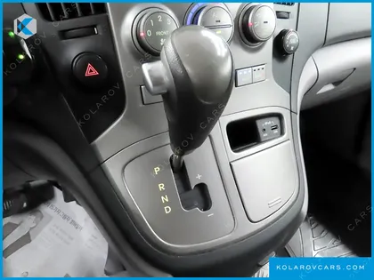 HYUNDAI STAREX 11-SEATER WAGON