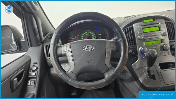 HYUNDAI STAREX 12-SEATER WAGON