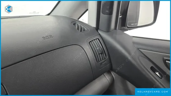 HYUNDAI STAREX 12-SEATER WAGON