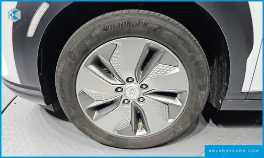 HYUNDAI KONA PREMIUM