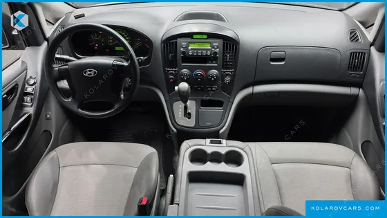 HYUNDAI STAREX 12-SEATER WAGON