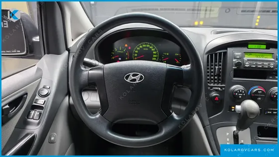 HYUNDAI STAREX 12-SEATER WAGON