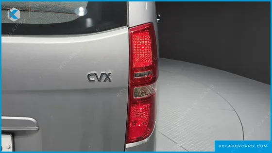 HYUNDAI STAREX 12-SEATER WAGON