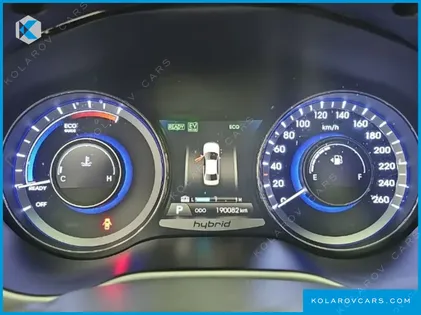 HYUNDAI GRANDEUR PREMIUM
