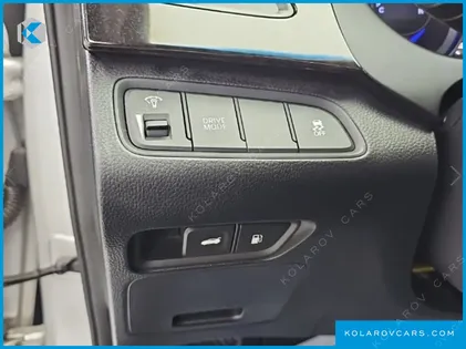 HYUNDAI GRANDEUR PREMIUM
