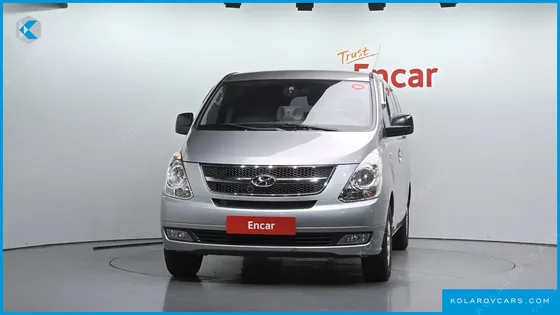 HYUNDAI STAREX 12-SEATER WAGON