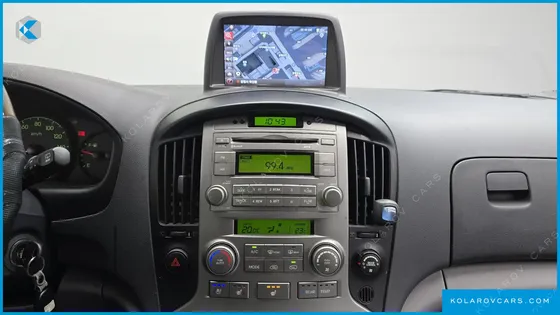 HYUNDAI STAREX 12-SEATER WAGON