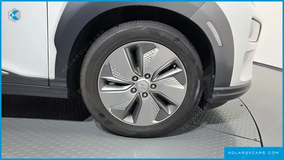 HYUNDAI KONA MODREN