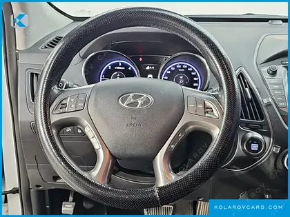 HYUNDAI TUCSON DIESEL(E-VGT) 2WD