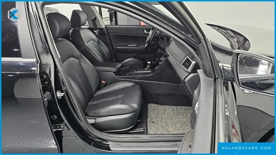 KIA K5 2.0 LPI RENTAL CAR