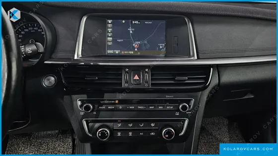 KIA K5 2.0 LPI RENTAL CAR