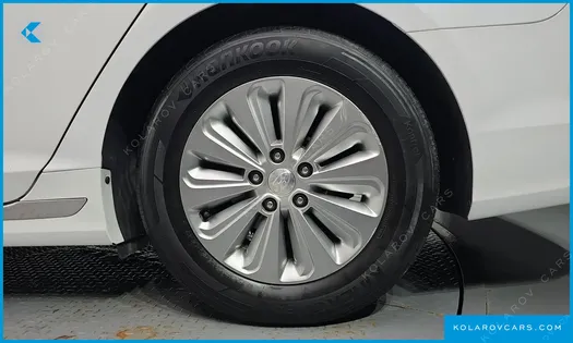 HYUNDAI SONATA 2.0 HEV