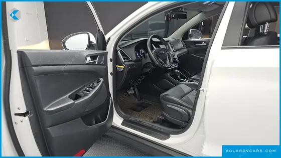 HYUNDAI TUCSON DIESEL 2.0 2WD
