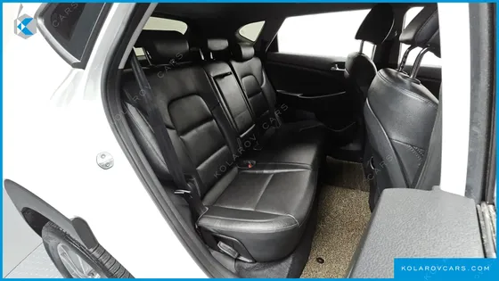 HYUNDAI TUCSON DIESEL 2.0 2WD