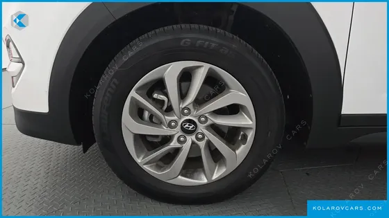 HYUNDAI TUCSON DIESEL 2.0 2WD