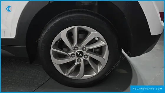 HYUNDAI TUCSON DIESEL 2.0 2WD