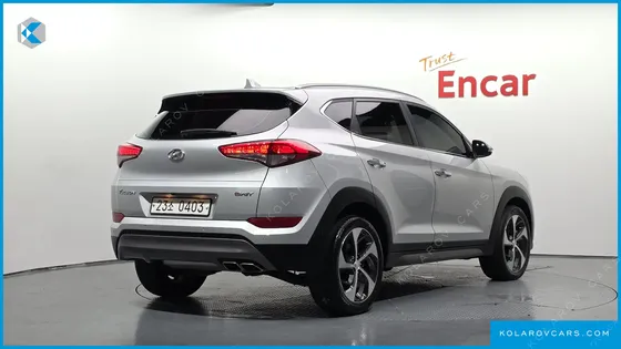 HYUNDAI TUCSON DIESEL 2.0 2WD